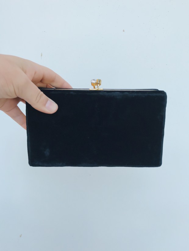 7daf3cd9-fb71-43b9-9891-984a7290cc90-1